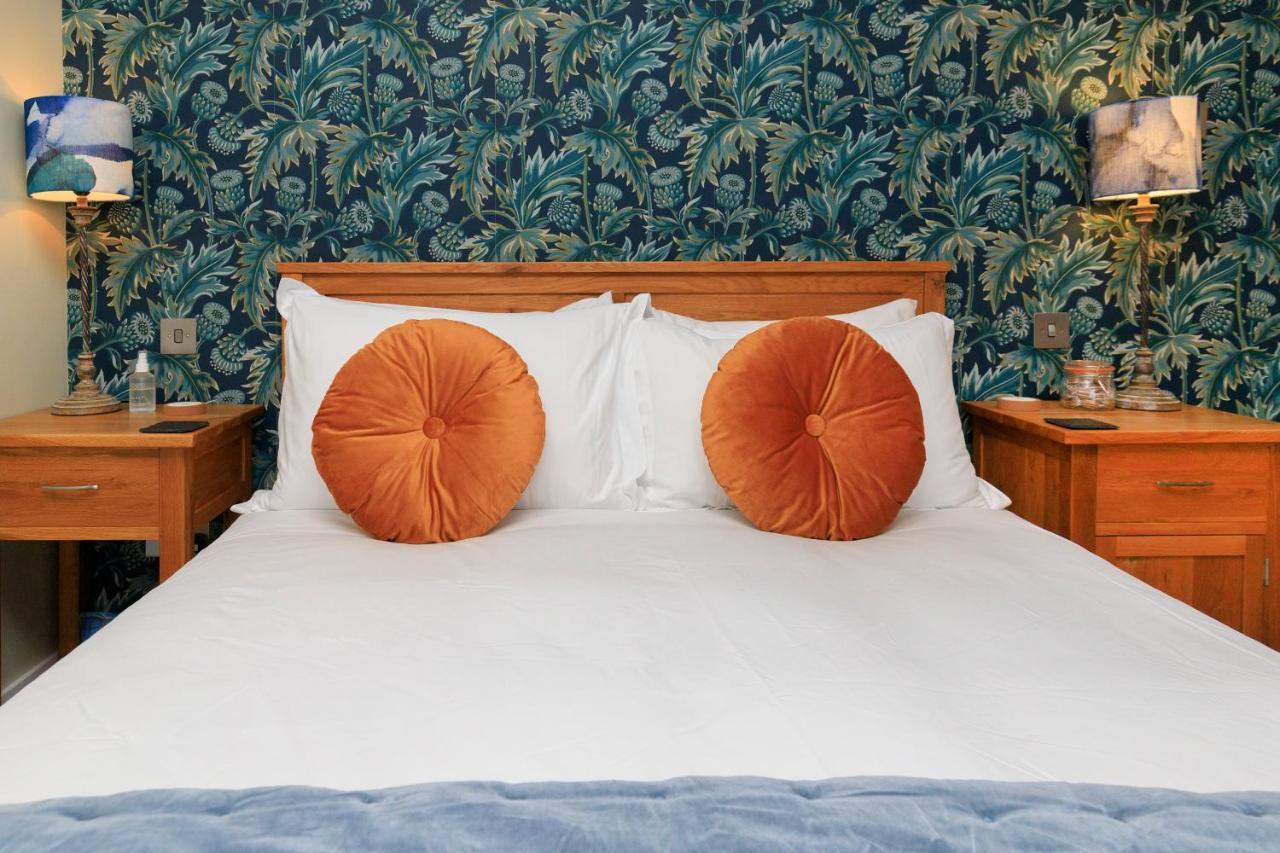 Broad Bay House Hotel Back Bagian luar foto