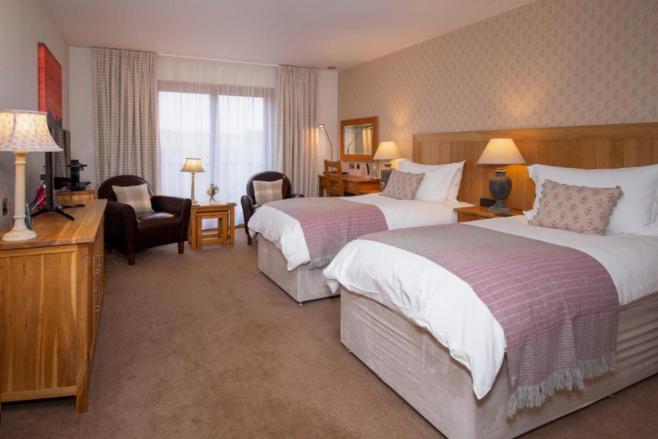 Broad Bay House Hotel Back Bagian luar foto